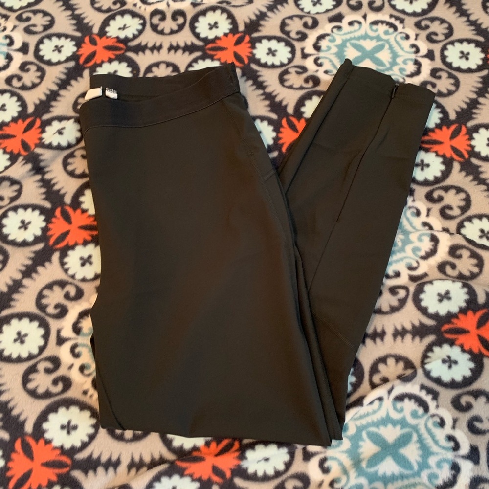 Sculpting leggings